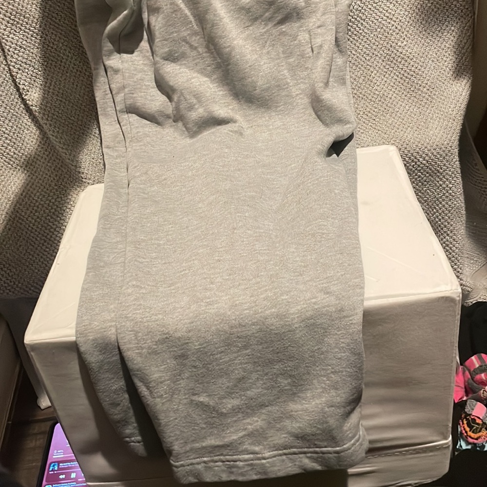 Sweatpants - Picture 2 of 2